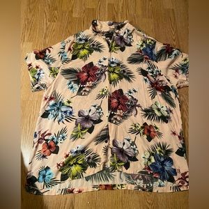 Hawaiian button down shirt